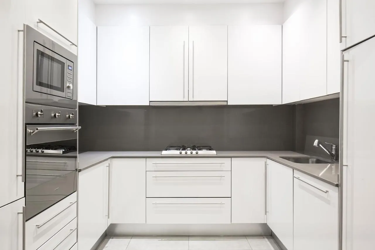 Barcelona Apartment Viladomat 0*,